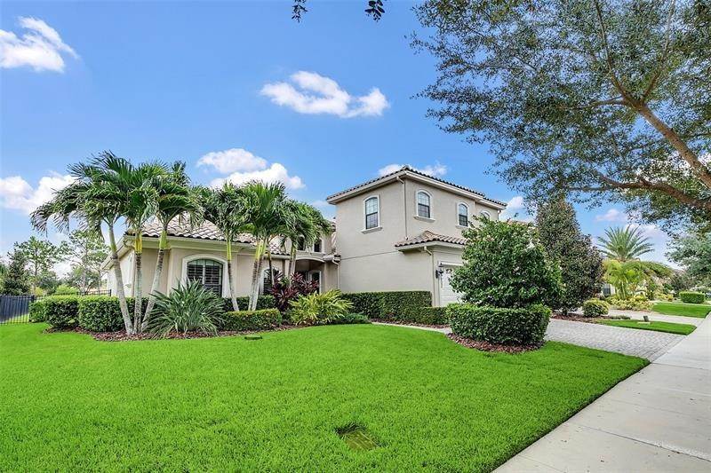 3. Single Family Homes for Sale at 9832 HATTON CIRCLE Orlando, Florida 32832 United States