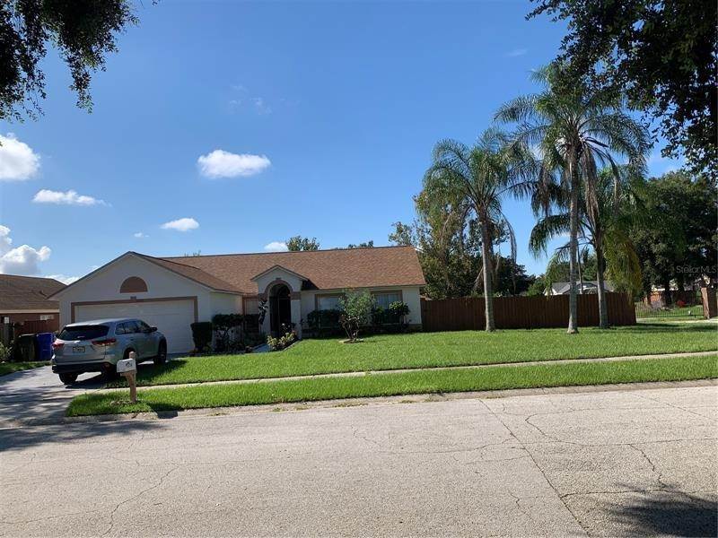 2. Single Family Homes for Sale at 2754 ALCLOBE CIRCLE Ocoee, Florida 34761 United States