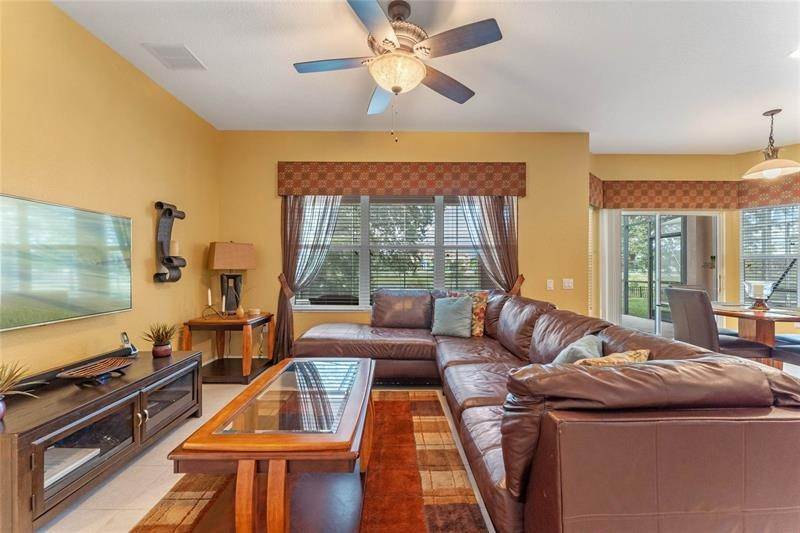 12. Single Family Homes for Sale at 2617 DAULBY STREET Kissimmee, Florida 34747 United States