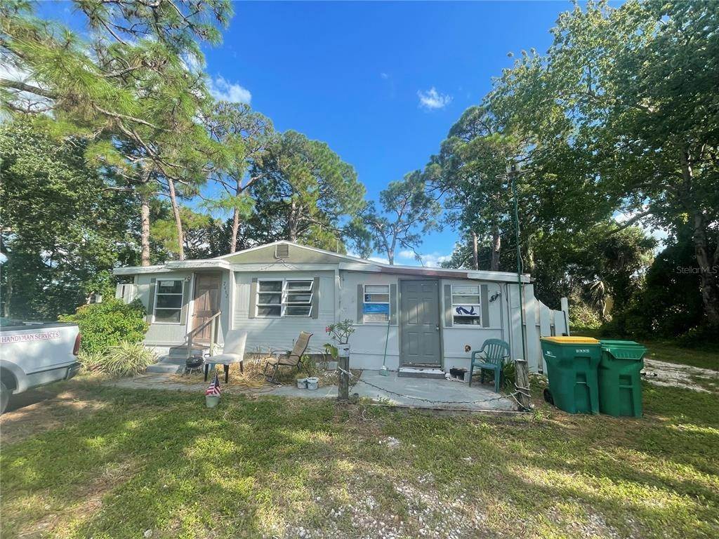 2. Single Family Homes for Sale at 7462 SAN CASA DRIVE Englewood, Florida 34224 United States