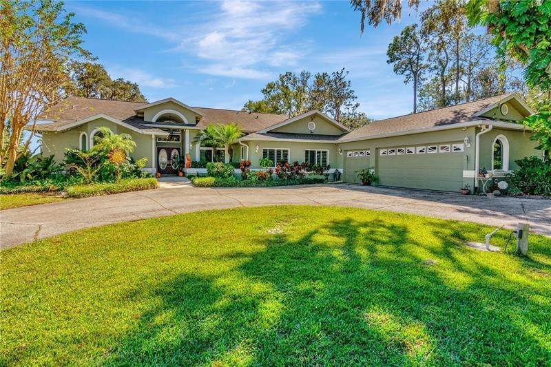 Single Family Homes for Sale at 11279 KNIGHTS GRIFFIN ROAD Thonotosassa, Florida 33592 United States