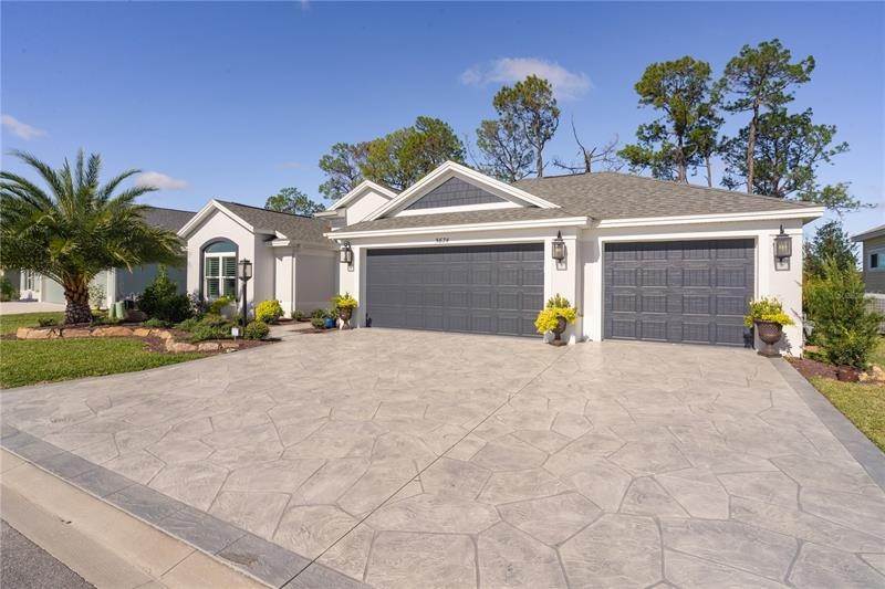 Single Family Homes 为 销售 在 5674 BRETT WAY The Villages, 佛罗里达州 32163 美国
