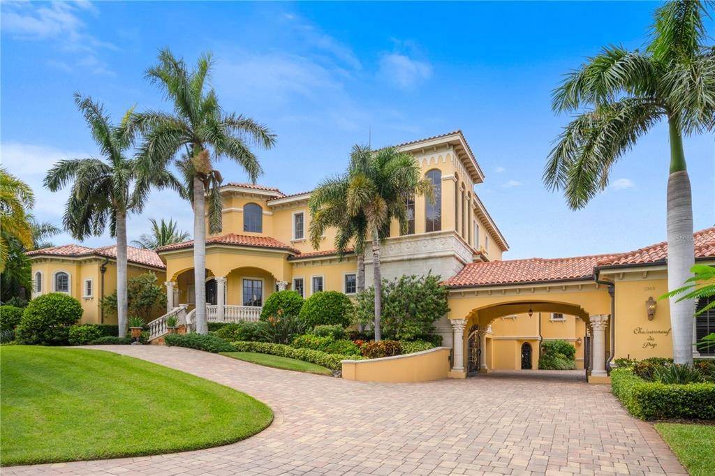 Single Family Homes 为 销售 在 1363 OCEANVIEW DRIVE 盈翠半岛, 佛罗里达州 33715 美国