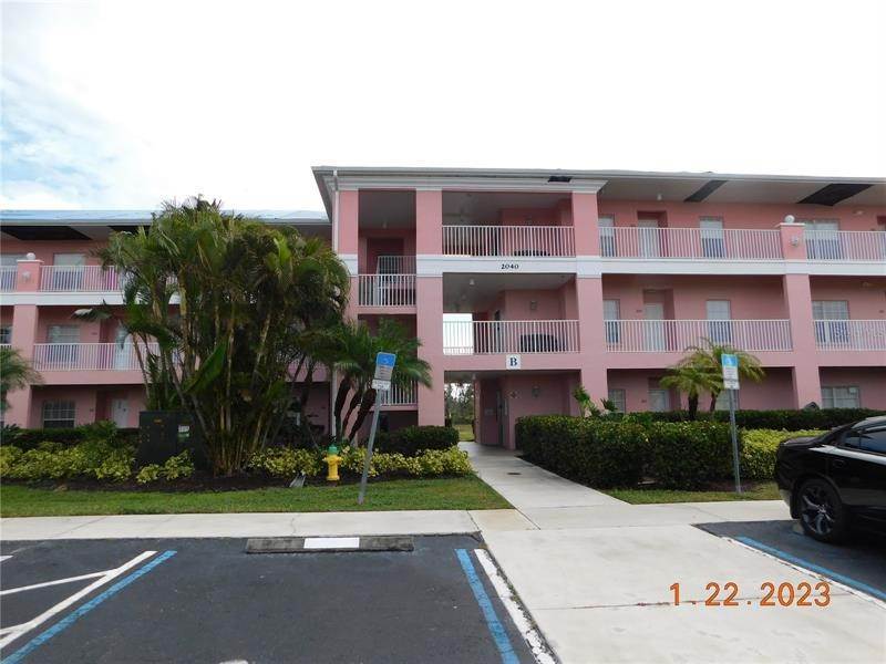 2. Single Family Homes for Sale at 2040 WILLOW HAMMOCK CIRCLE 304 Punta Gorda, Florida 33983 United States