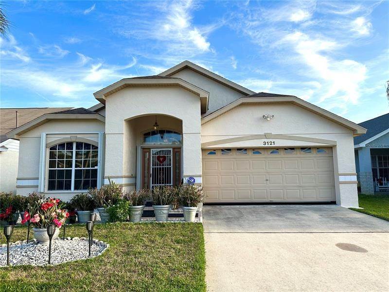 2. Single Family Homes for Sale at 3121 CRYSTAL CREEK BOULEVARD Orlando, Florida 32837 United States