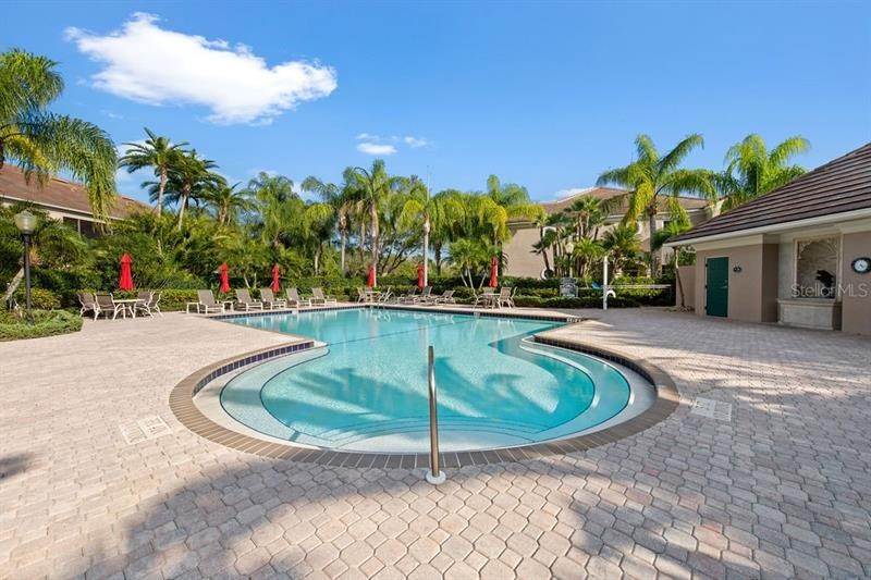 19. Single Family Homes for Sale at 7462 BOTANICA PARKWAY Sarasota, Florida 34238 United States