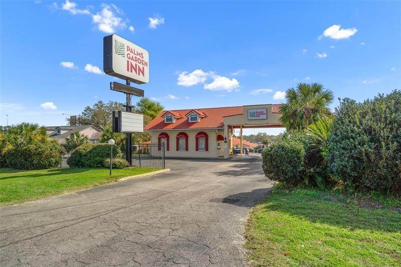 Commercial for Sale at 14113 S US 441 HIGHWAY Lake City, Florida 32024 United States