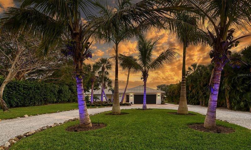 4. Single Family Homes for Sale at 700 DREAM ISLAND ROAD Longboat Key, Florida 34228 United States