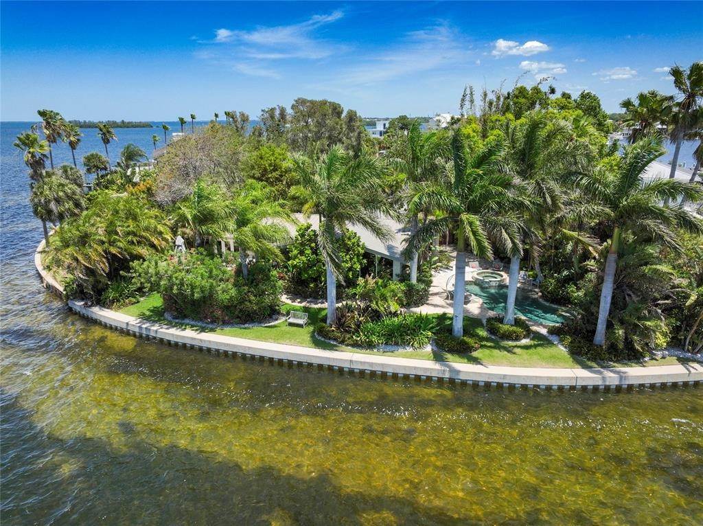 Single Family Homes for Sale at 100 HARBOR DRIVE Palm Harbor, Florida 34683 United States