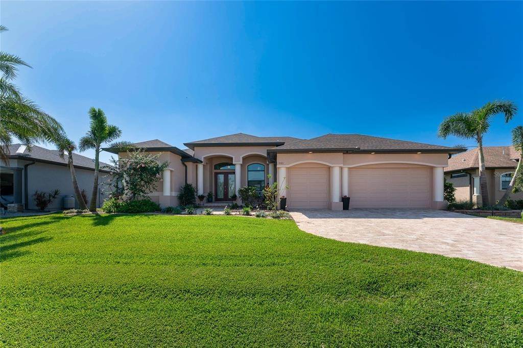 Single Family Homes for Sale at 1131 ROTONDA CIRCLE Rotonda West, Florida 33947 United States