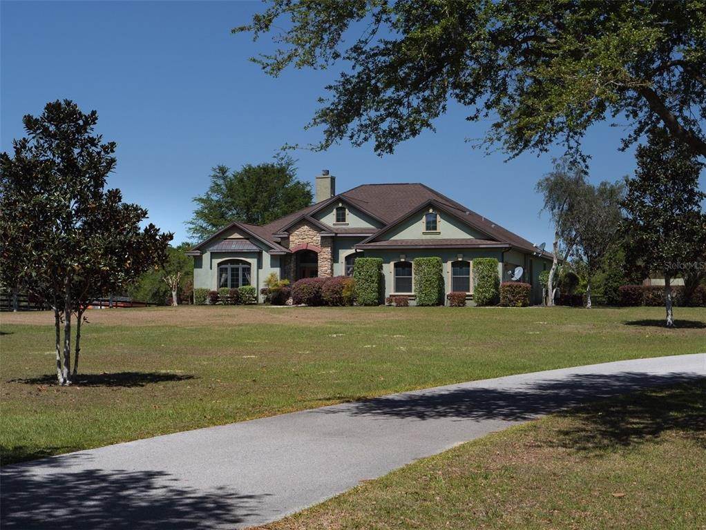 Single Family Homes for Sale at 16659 NW HIGHWAY 464B Morriston, Florida 32668 United States