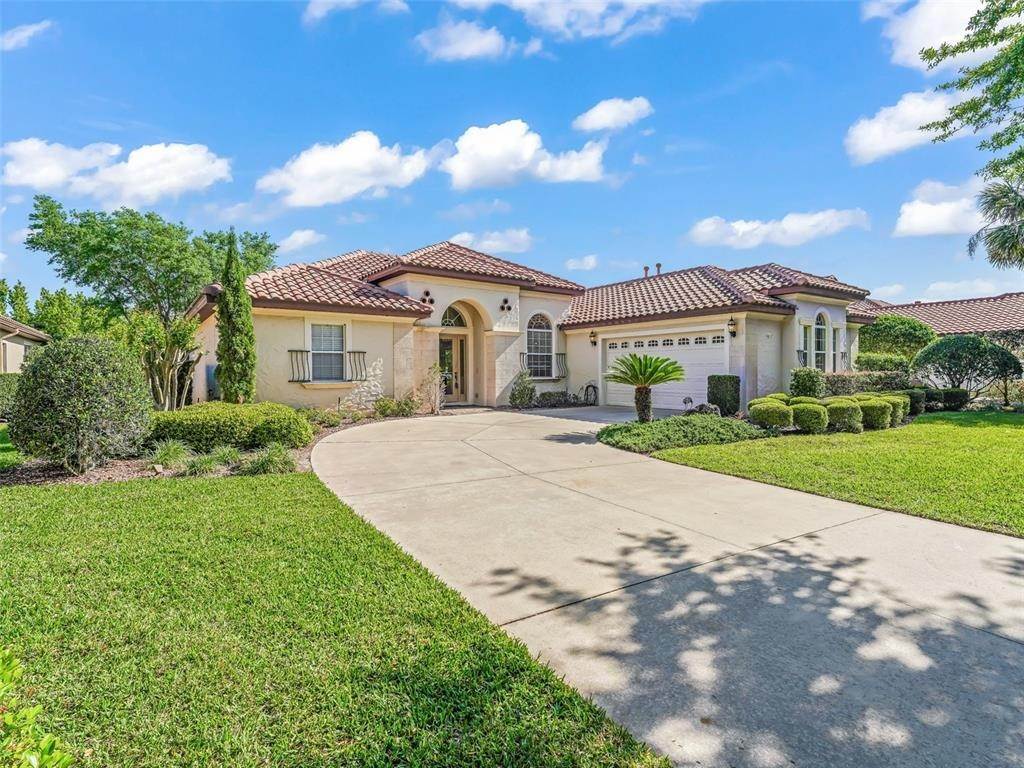 Single Family Homes for Sale at 9817 SANTA CLARA COURT Howey In The Hills, Florida 34737 United States
