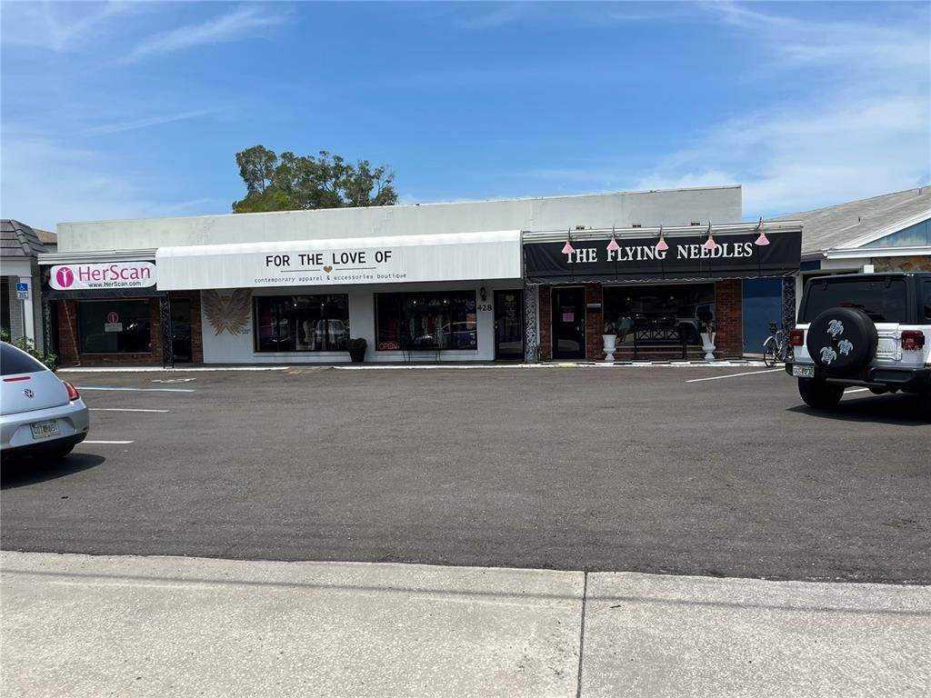 Commercial for Sale at 420 INDIAN ROCKS ROAD Belleair Bluffs, Florida 33770 United States