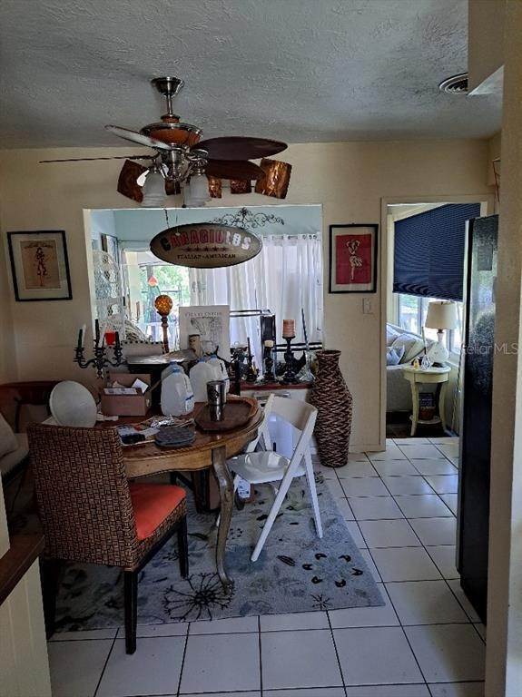 13. Single Family Homes for Sale at 116 MARGARET DRIVE Nokomis, Florida 34275 United States