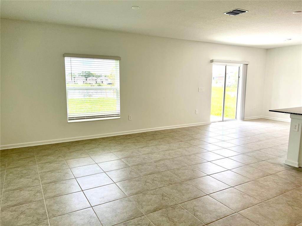 18. Residential Lease at 865 DARING DRIVE Davenport, Florida 33837 United States