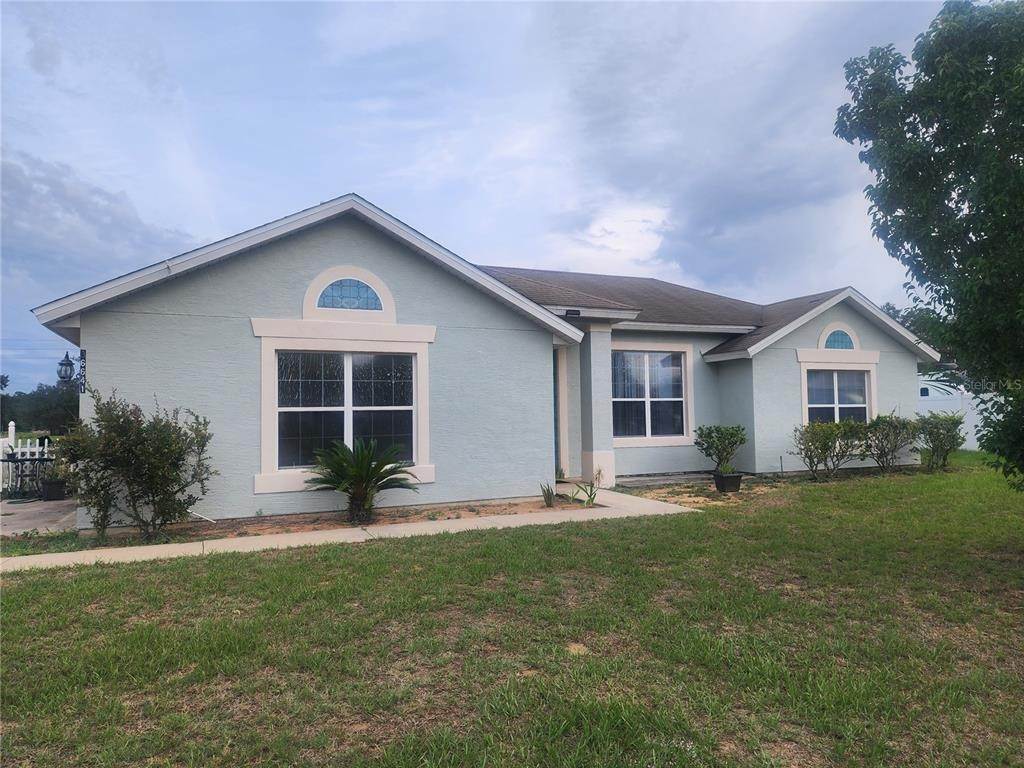 Single Family Homes for Sale at 36641 TROPICAL WIND LANE Grand Island, Florida 32735 United States