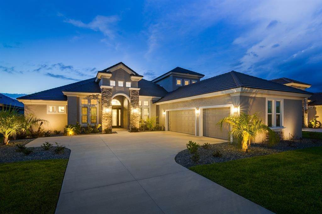 Single Family Homes por un Venta en 2210 N PEAKVIEW LOOP Hernando, Florida 34442 Estados Unidos