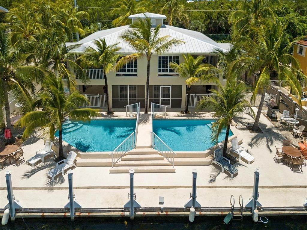 Single Family Homes for Sale at 9922 AVIATION BOULEVARD Marathon, Florida 33050 United States