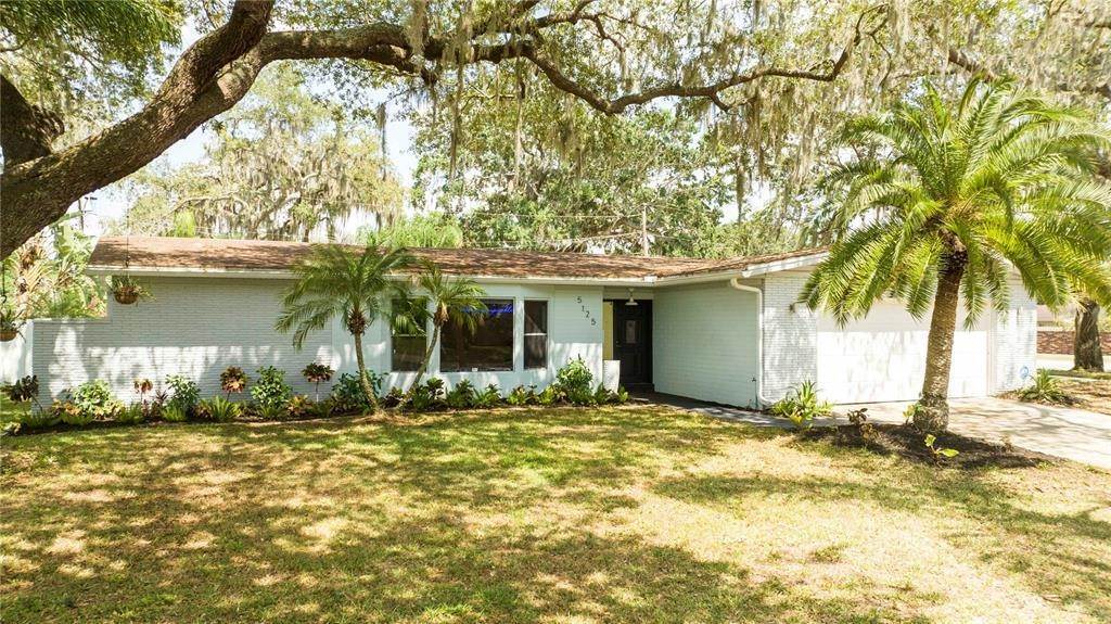 Single Family Homes for Sale at 5125 SAINT MARIE AVENUE Belle Isle, Florida 32812 United States