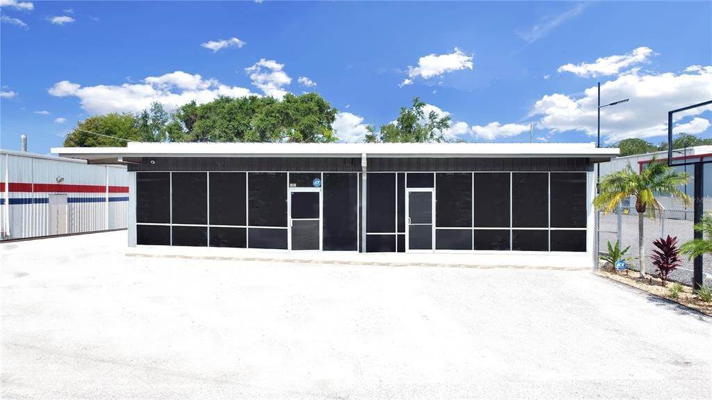 Commercial for Sale at 118 CENTRAL DRIVE Brandon, Florida 33510 United States