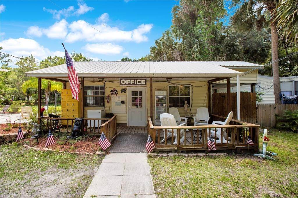 Single Family Homes por un Venta en 1942 S BISHOP POINT Inverness, Florida 34450 Estados Unidos