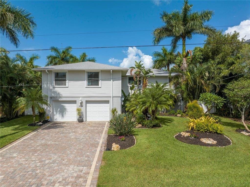 Single Family Homes 为 销售 在 1815 BAYSHORE DRIVE Terra Ceia, 佛罗里达州 34250 美国