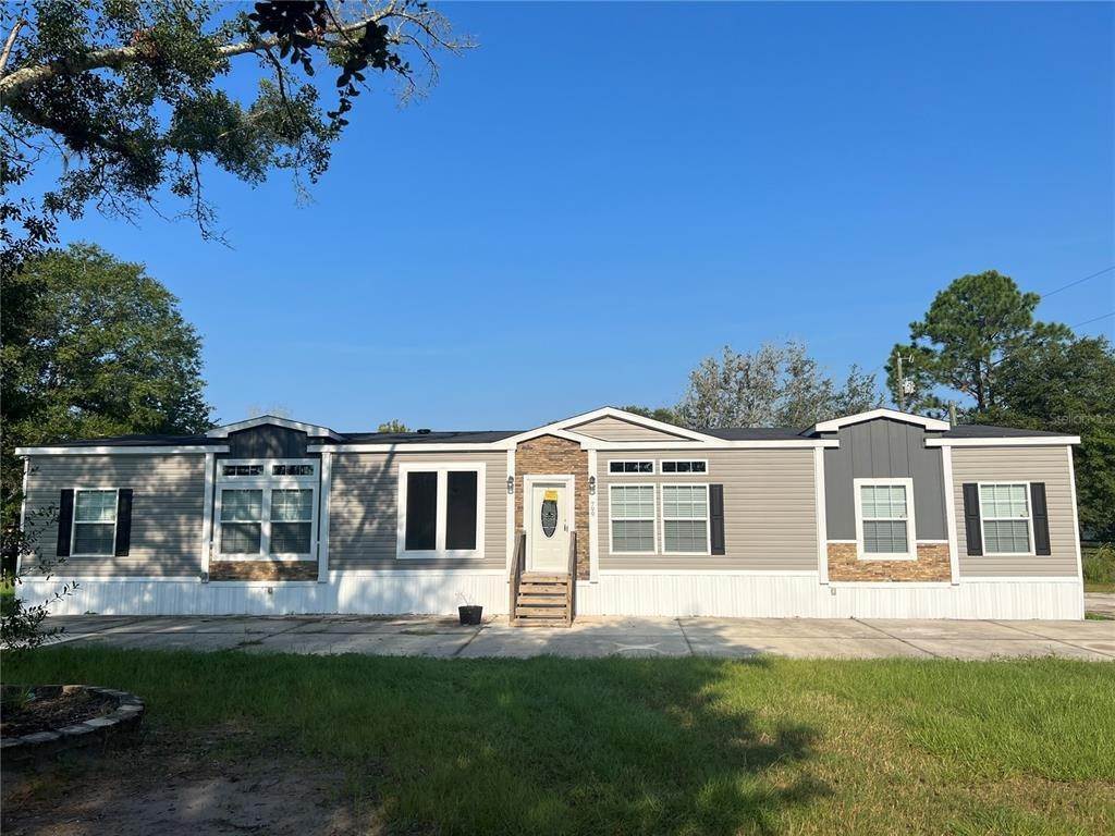 Single Family Homes por un Venta en 799 COUNTRY LANE Green Cove Springs, Florida 32043 Estados Unidos