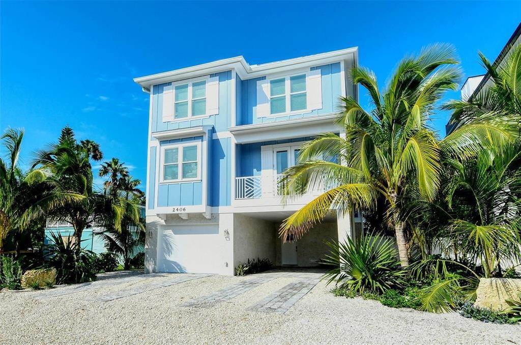 Single Family Homes 为 销售 在 2406 AVENUE C 布雷登顿海滩, 佛罗里达州 34217 美国