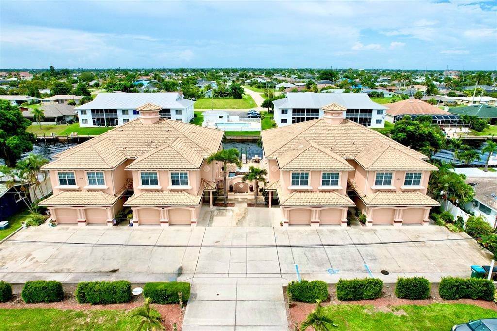 Residential Income for Sale at 1319 SE 40TH TERRACE Cape Coral, Florida 33904 United States