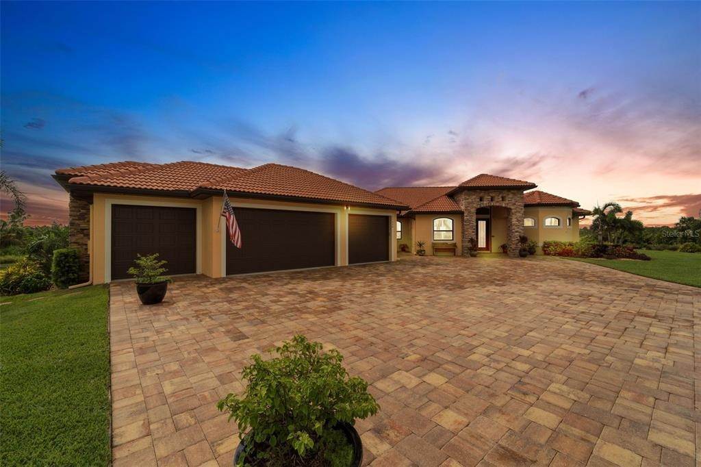 Single Family Homes for Sale at 11626 BRIDLE PATH LANE Placida, Florida 33946 United States