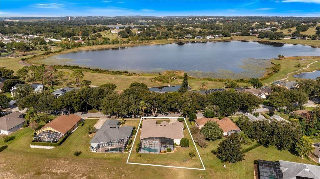 3. Single Family Homes for Sale at 9925 Spring Lake DRIVE Clermont, Florida 34711 United States