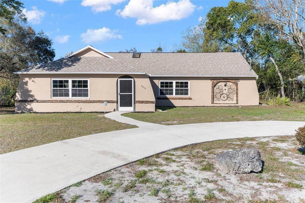 1. Single Family Homes for Sale at 5215 Mentmore AVENUE Spring Hill, Florida 34606 United States