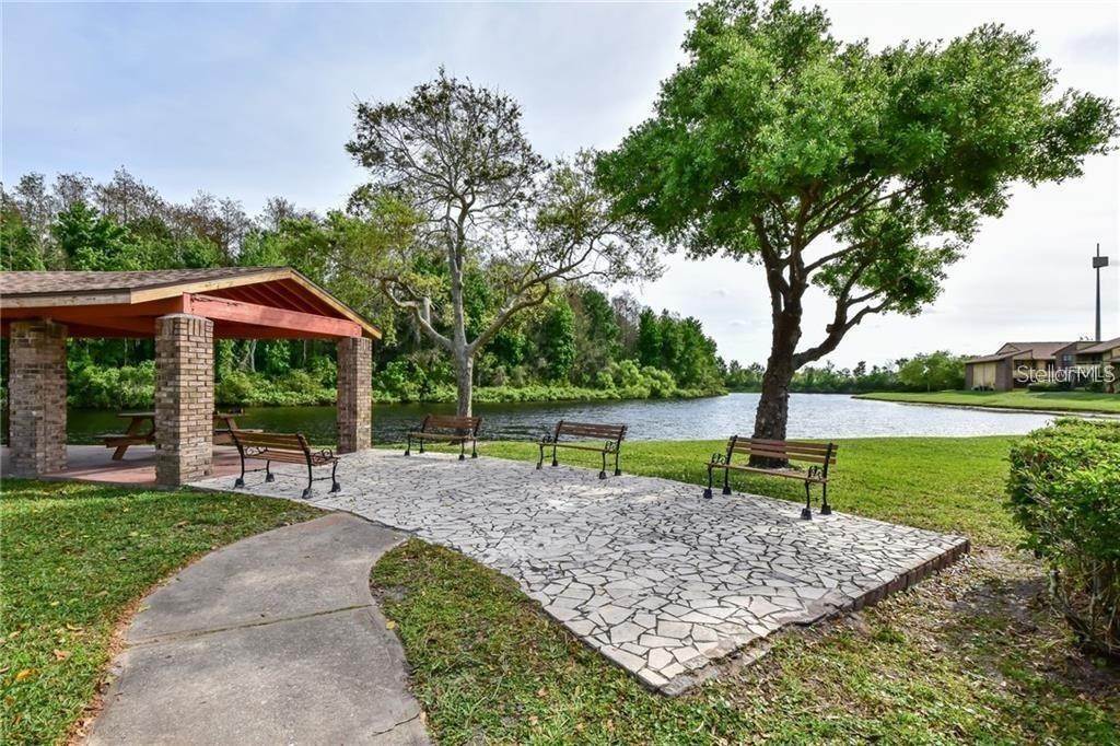19. Single Family Homes for Sale at 4633 Cason Cove DRIVE 1721 Orlando, Florida 32811 United States