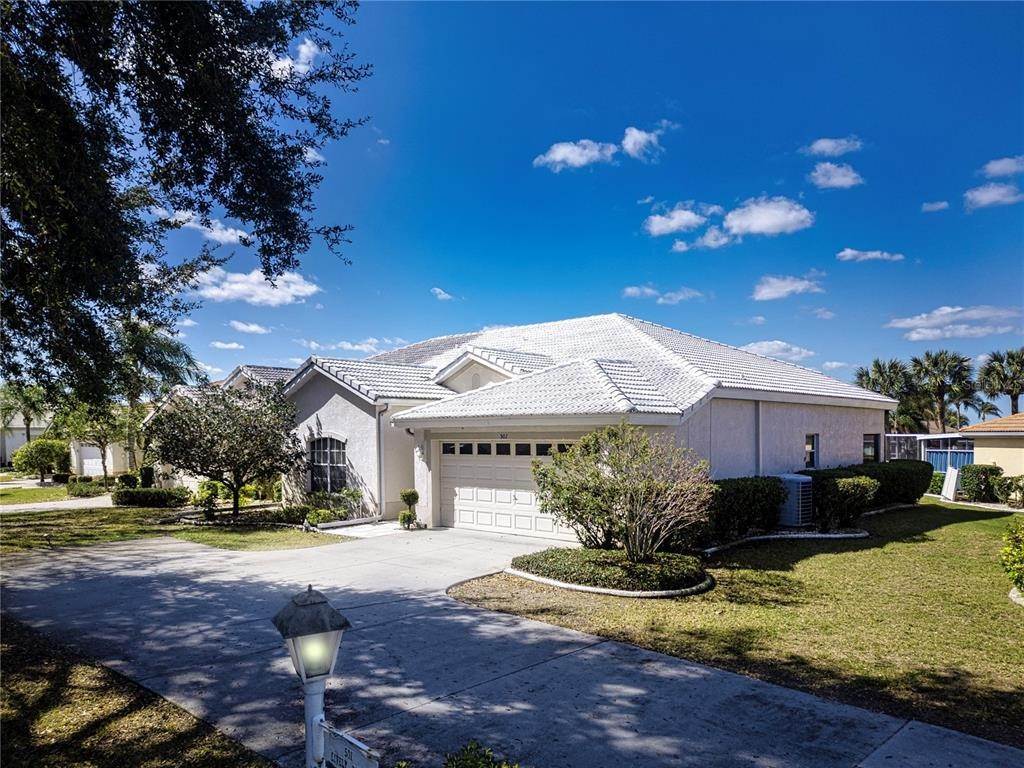 2. Single Family Homes for Sale at 501 Lively DRIVE Sun City Center, Florida 33573 United States