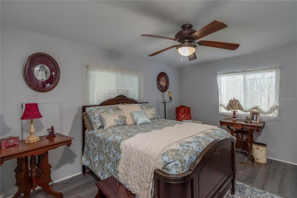 20. Single Family Homes for Sale at 3253 SE 39th AVENUE Ocala, Florida 34480 United States