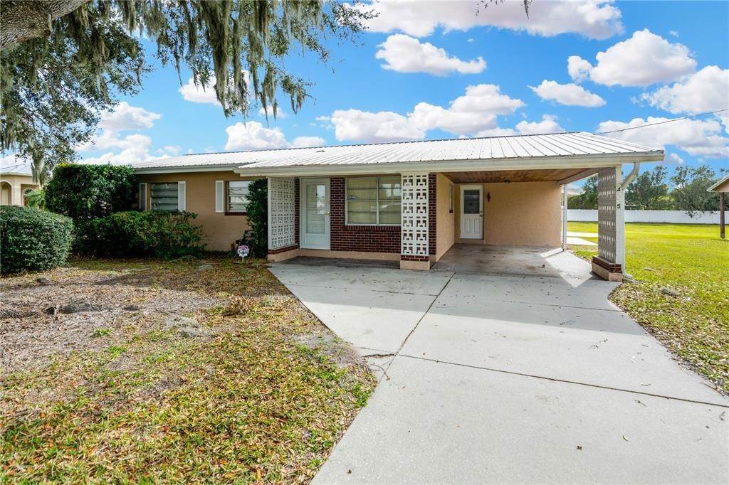 4. Single Family Homes for Sale at 4505 Holloway ROAD Plant City, Florida 33567 United States