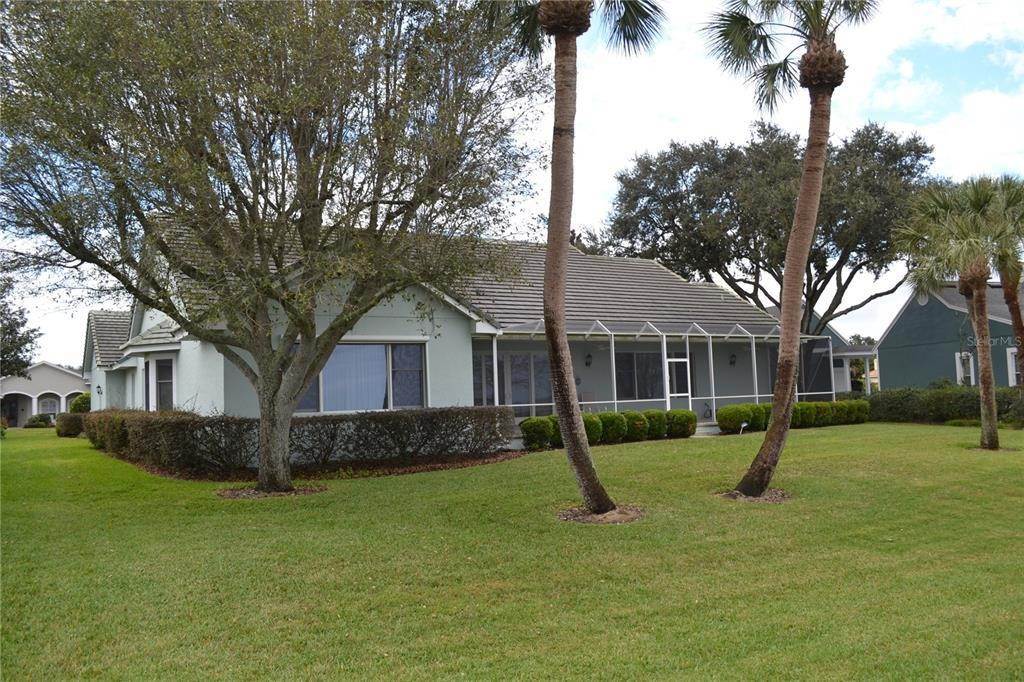 12. Single Family Homes for Sale at 311 NE Hamilton Shores DRIVE Winter Haven, Florida 33881 United States