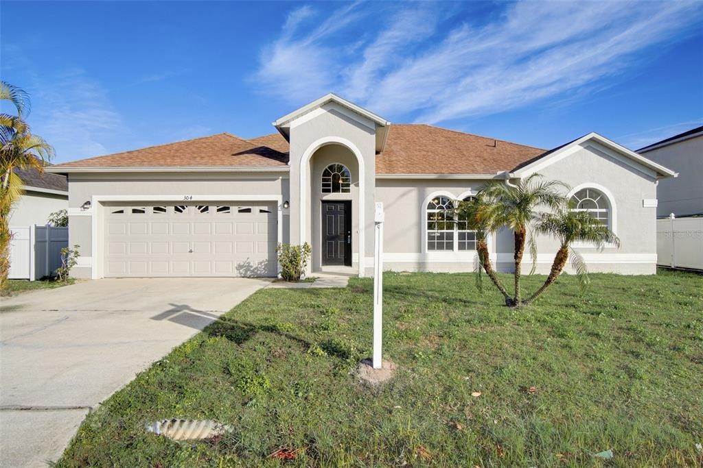 Single Family Homes for Sale at 304 Aldershot COURT Kissimmee, Florida 34758 United States