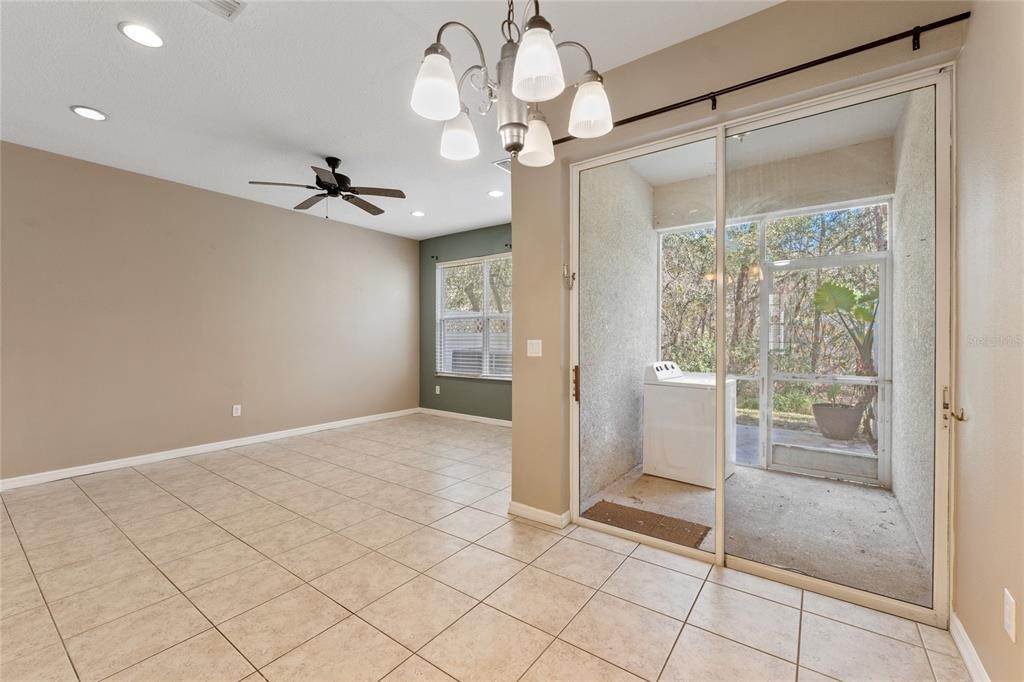 13. Single Family Homes for Sale at 14055 Waterville CIRCLE Tampa, Florida 33626 United States