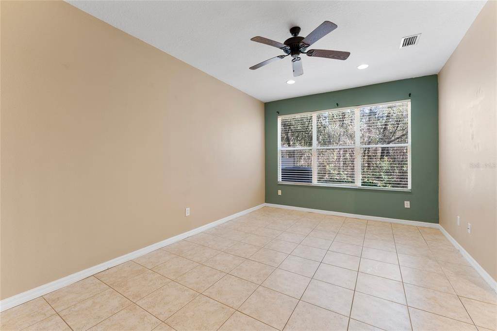 9. Single Family Homes for Sale at 14055 Waterville CIRCLE Tampa, Florida 33626 United States