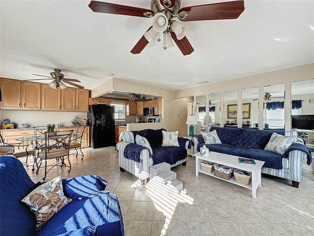 4. Single Family Homes for Sale at 11644 Boynton LANE 40GA New Port Richey, Florida 34654 United States