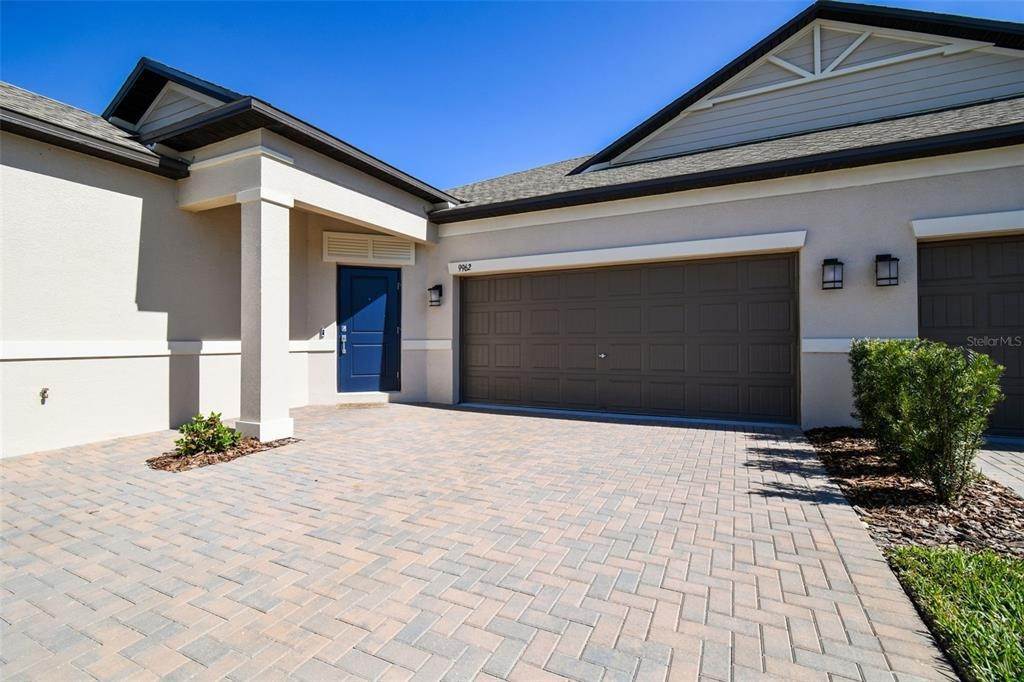 5. Single Family Homes for Sale at 9962 Campanula COURT Land O' Lakes, Florida 34637 United States