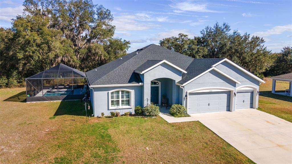 10. Single Family Homes for Sale at 8923 SE 51st AVENUE Ocala, Florida 34480 United States