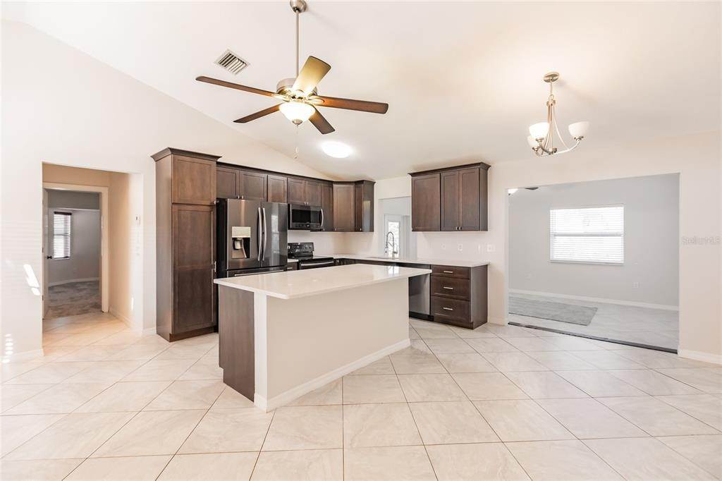 11. Single Family Homes for Sale at 11350 SW Orange AVENUE Arcadia, Florida 34269 United States
