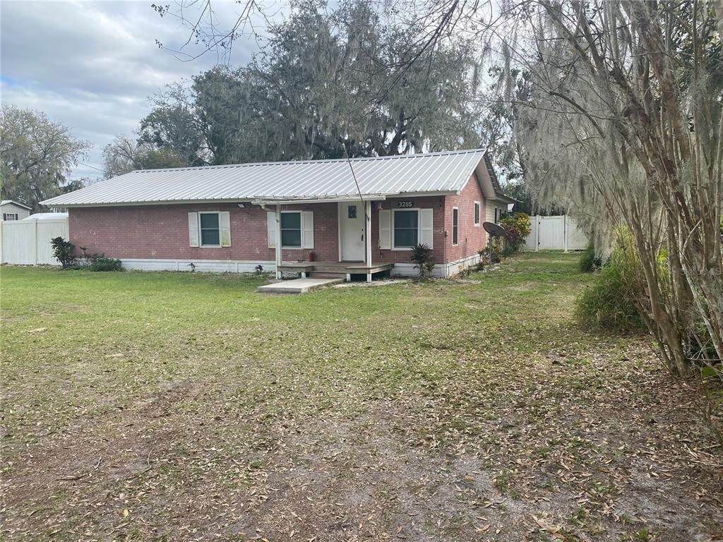 3. Single Family Homes for Sale at 3285 NE Davis STREET Arcadia, Florida 34266 United States