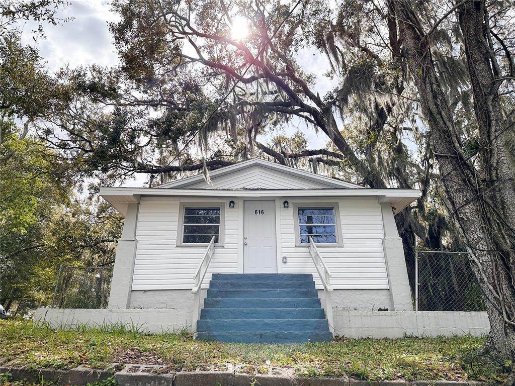 1. Single Family Homes for Sale at 616 W Crawford STREET Lakeland, Florida 33805 United States