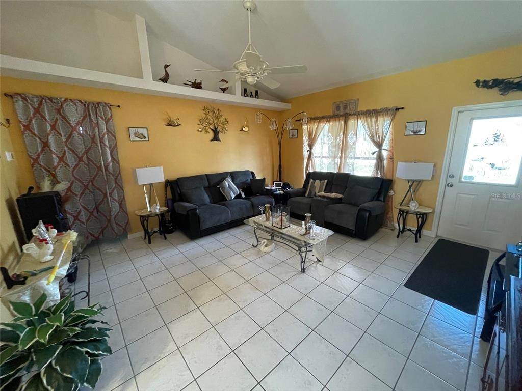 5. Single Family Homes for Sale at 4145 W Price BOULEVARD North Port, Florida 34286 United States