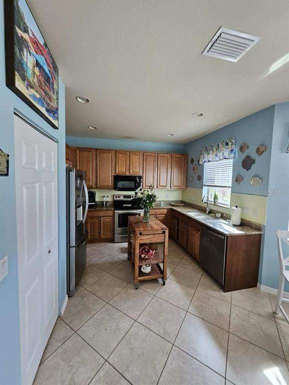 3. Single Family Homes for Sale at 10550 Carolina Willow DRIVE Fort Myers, Florida 33913 United States