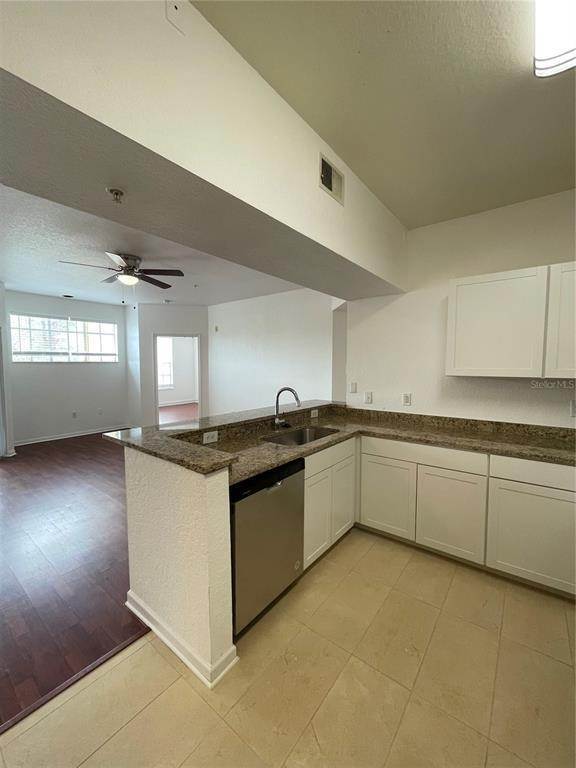 7. Residential Lease at 5125 Palm Springs BOULEVARD 10208 Tampa, Florida 33647 United States