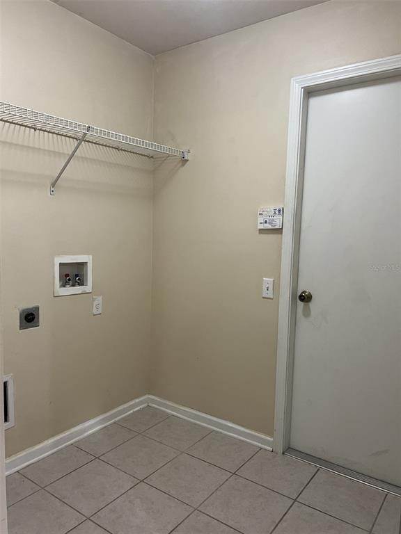 12. Residential Lease at 30326 Grymes DRIVE Wesley Chapel, Florida 33545 United States
